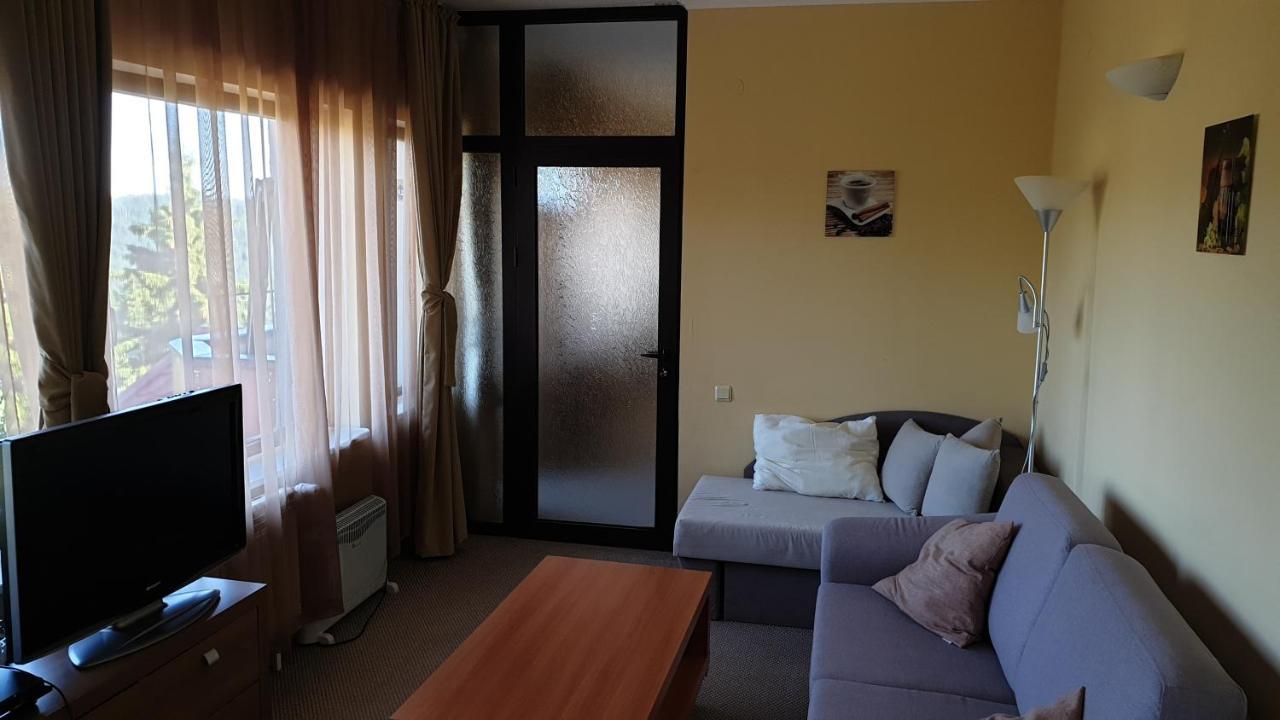 Snezhankas Apartment Παμπόροβο Εξωτερικό φωτογραφία